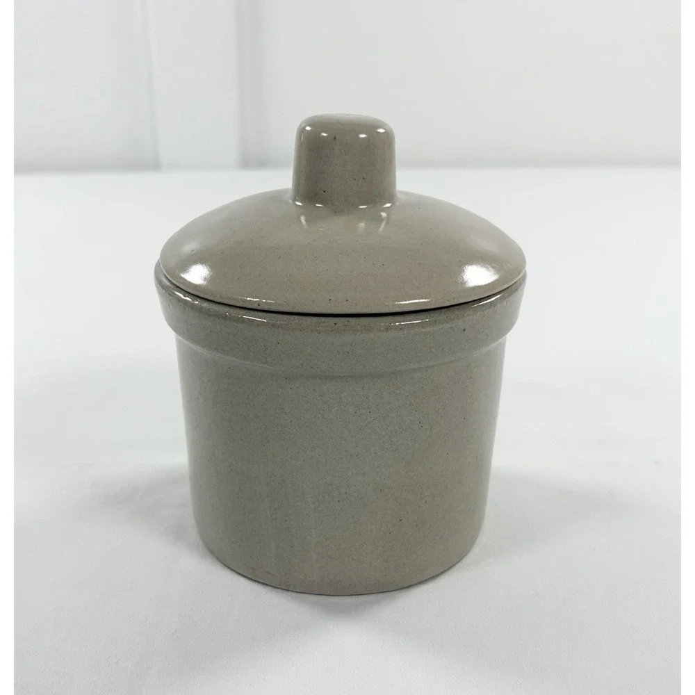 Vintage RRP Co Roseville OH‎ Speckled Beige Stoneware 1 Pint Butter Crock w/ Lid